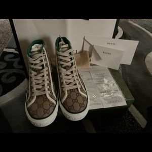 Gucci sneakers